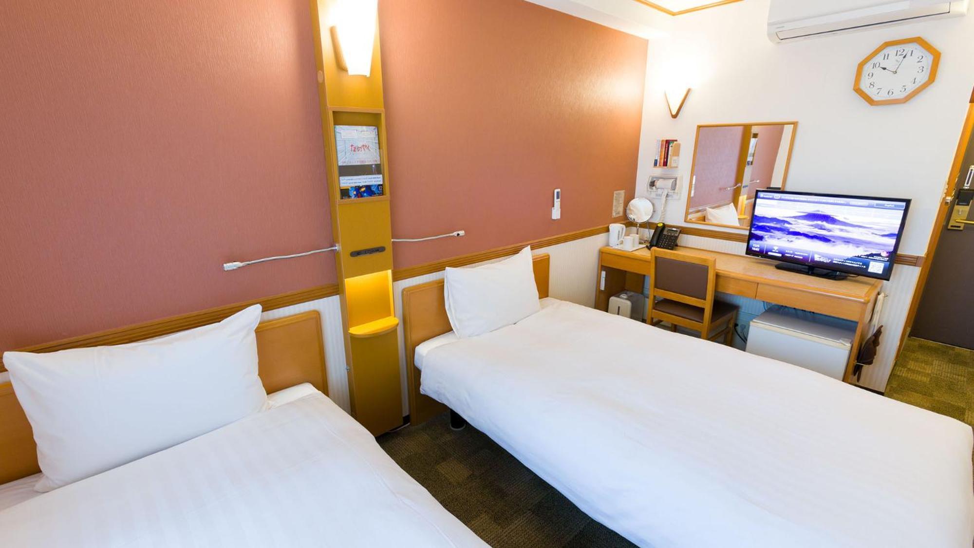 Toyoko Inn Kanazawa Kenrokuen Korimbo Værelse billede
