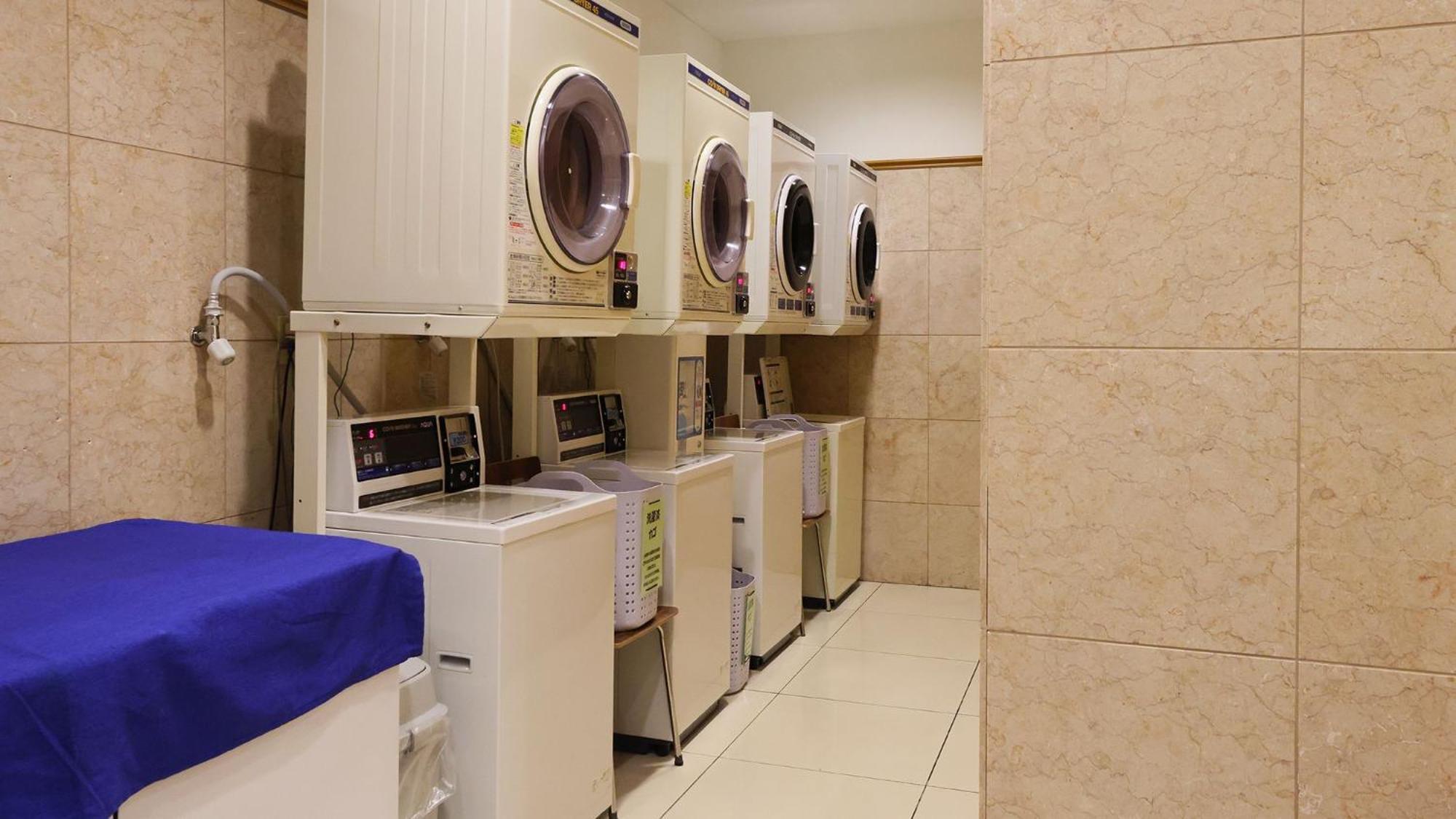 Toyoko Inn Kanazawa Kenrokuen Korimbo Eksteriør billede