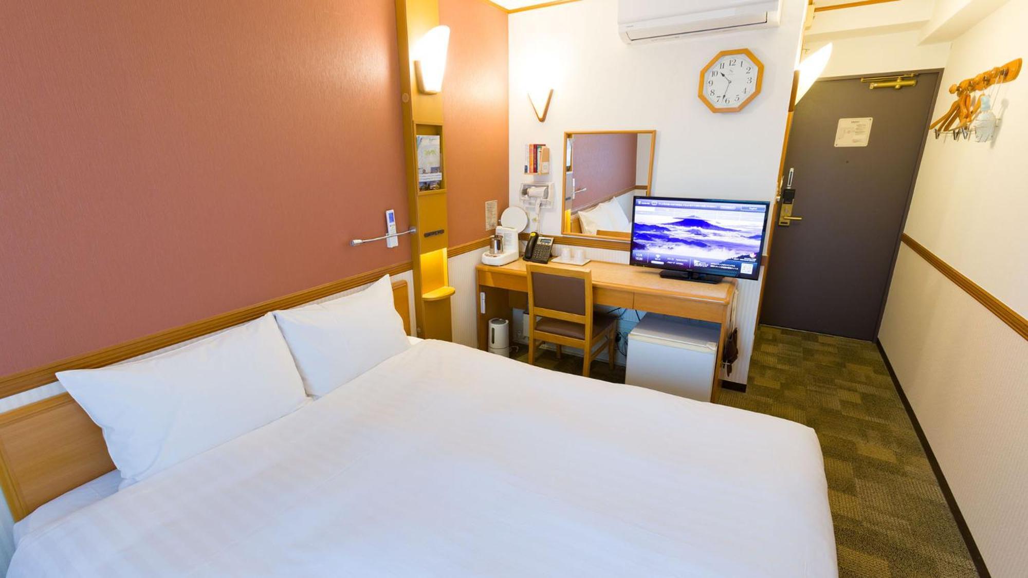 Toyoko Inn Kanazawa Kenrokuen Korimbo Værelse billede