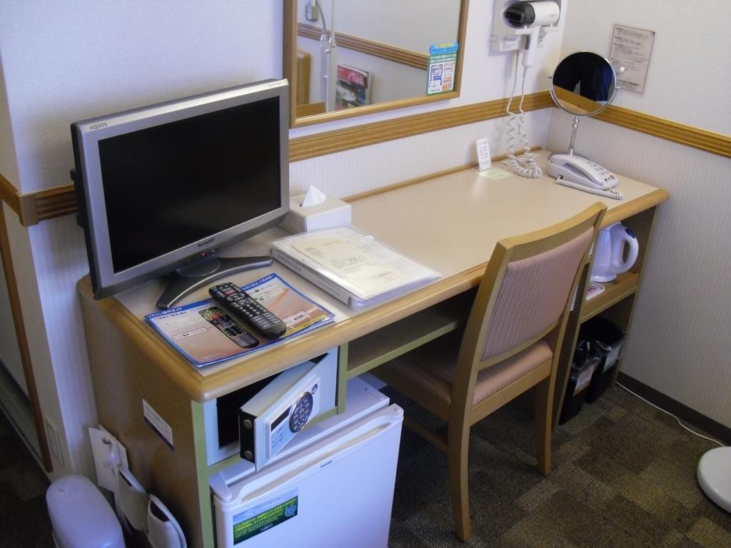 Toyoko Inn Kanazawa Kenrokuen Korimbo Eksteriør billede