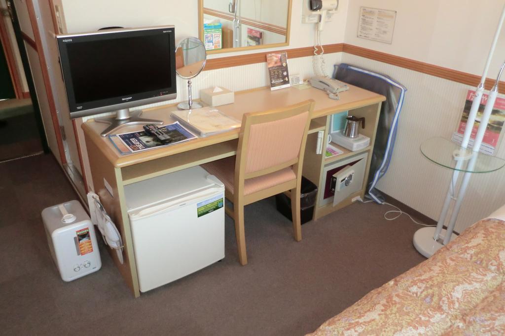 Toyoko Inn Kanazawa Kenrokuen Korimbo Eksteriør billede